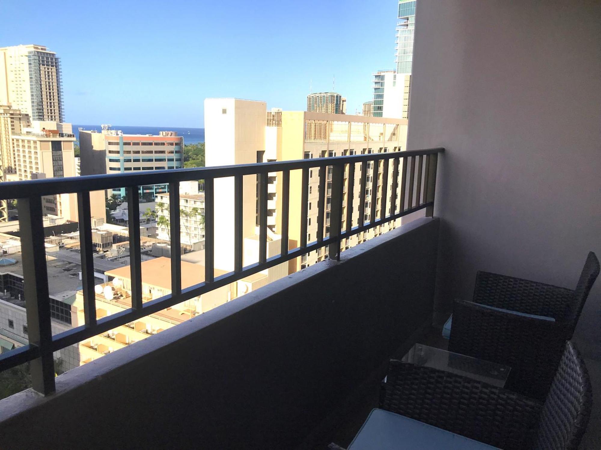 Royal Kuhio 1812 - 1Br With Partial Ocean View In The Heart Of Waikiki With Free Parking! Vila Honolulu Exterior foto